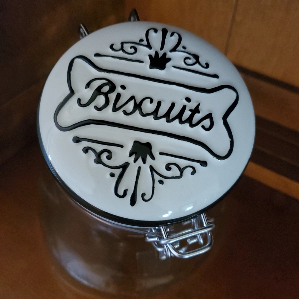 Pet treat jar